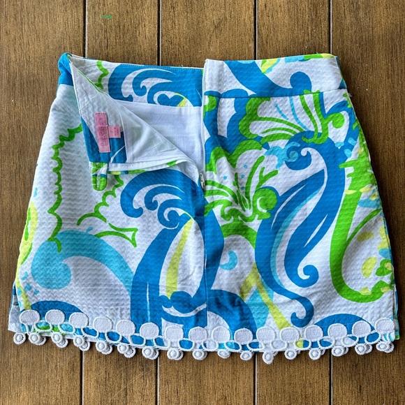 Lilly Pulitzer Skort - Picture 2 of 3